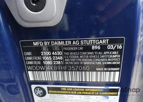 2017 Mercedes-Benz C 300 4Matic из США, поврежденный, VIN WDDWJ4KB9HF357060